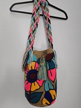 Bohemian Wayuu Style Handwoven Crochet Mochila Bag - Floral Punch Needle